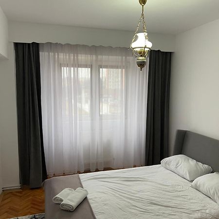 Appartamento Adt Propiety Cluj-Napoca Esterno foto