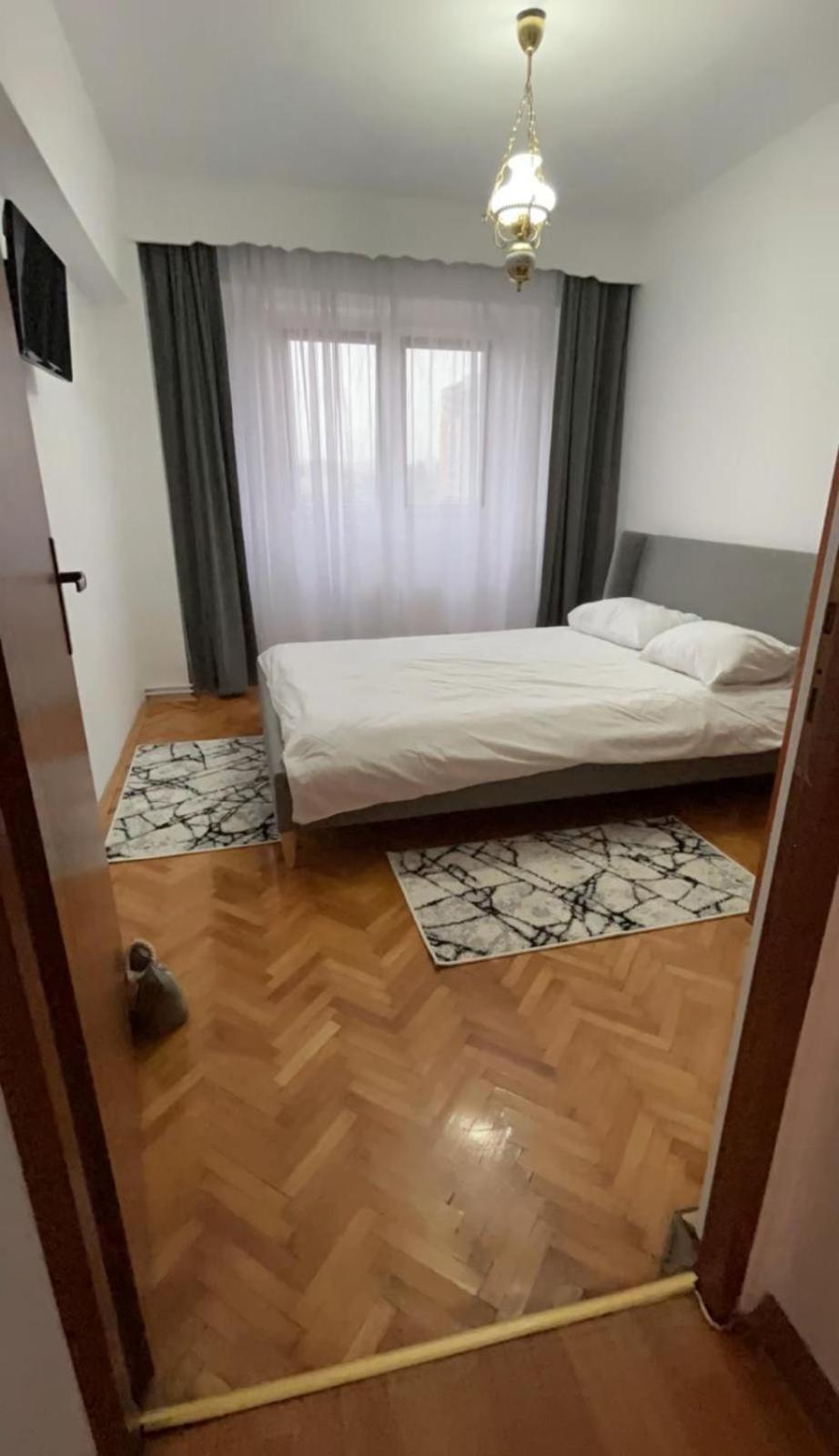 Appartamento Adt Propiety Cluj-Napoca Esterno foto